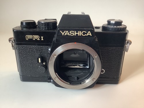 Yashica corpo - yashica, 1