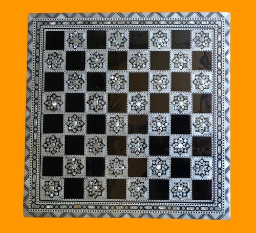 Scacchiera egiziana fatta - , a