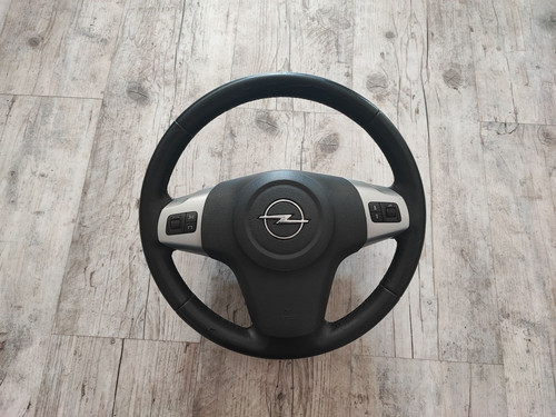 Opel corsa bj09 volante - opel, in