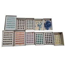 LOTTO BOTTONI LINEATO 18 PZ