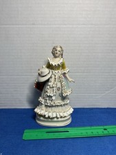 Statuina porcellana vittoriana