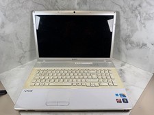 PC Portatile Sony VAIO VPC-EH1M1E/W Intel Core i3 Windows 7