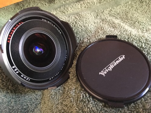 Voigtlander obiettivo ultra