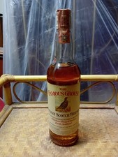 Bottiglia Whisky "The Famous