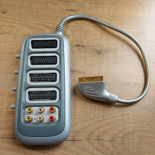 Switch scart commutabile - scart, a