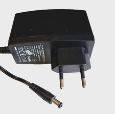 Alimentatore adattatore