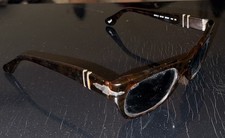 OCCHIALI DA SOLE AUTENTICI