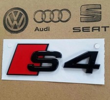 Audi S4 scritta emblema logo