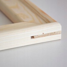 Cornice in legno per tela