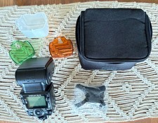 Nikon SB-700 AF Speedlight