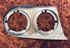 Lamierato sede fari destro