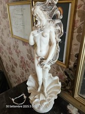 Statuina Venere alta