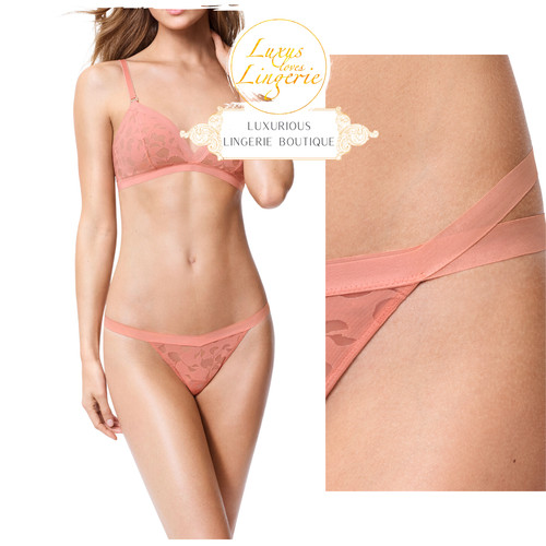Amelia string wolford - string, di