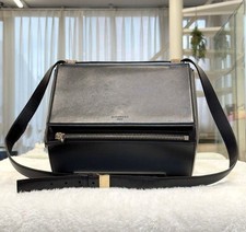 Givenchy Boîte Pandora en