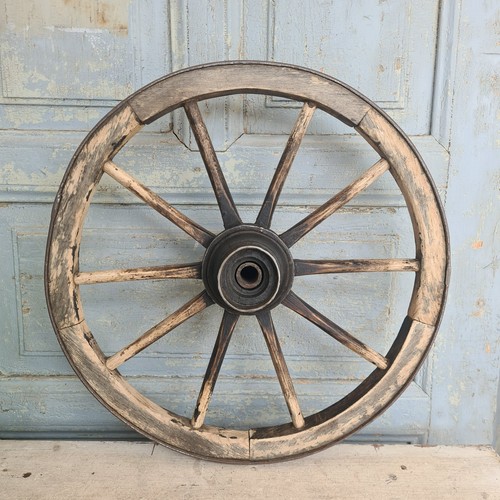 C6933 vecchia ruota per carro - vecchia,