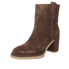 Alpe Tronchetti In Suede
