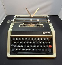 Macchina scrivere olivetti - da,