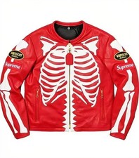 Giacca di pelle rossa stile