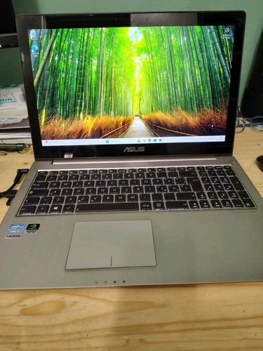 Asus zenbook alluminio - 15.6",