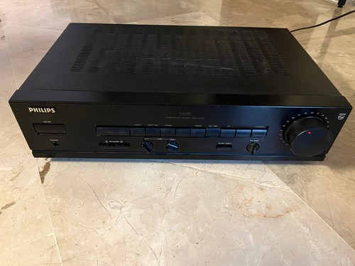 Stereo integrated amplifier