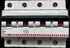 Interruttore magnetotermico 100A 4p