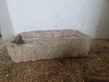 Antico Abbeveratoio In Pietra