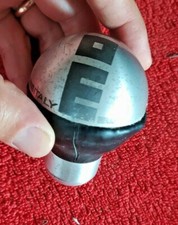 POMELLO CAMBIO MOMO DUKE IN ALLUMINIO. NUOVO ORIGINALE