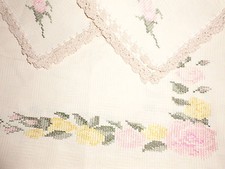 Tovaglia da tavola ricamata a