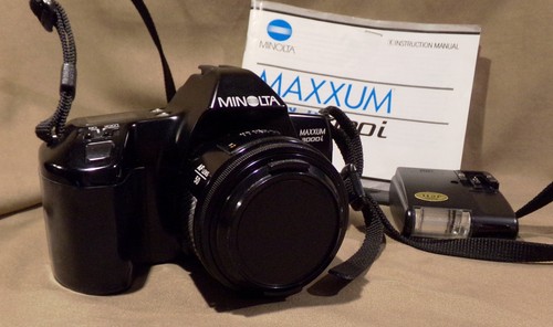 Minolta maxxum 3000i - minolta,