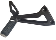 SUPPORTO PEDANA PEDALINO DX ASTA INCLUSA ORIGINALE  YAMAHA FZ6 S2 2008 2009 2010
