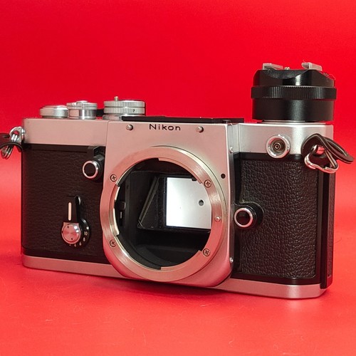 Leggi app near mint - "app, nikon