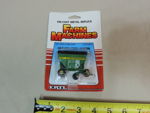 Brent gravity wagon verde ertl - wagon,