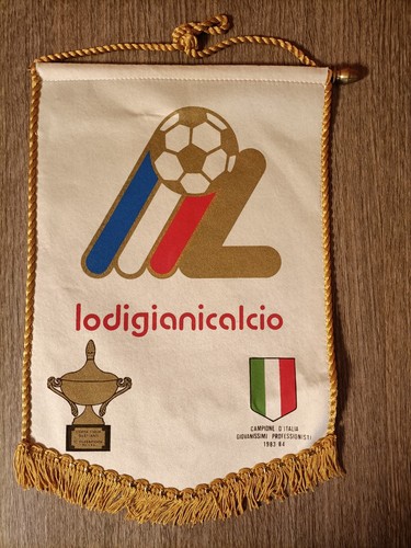 Gagliardetto lodigiani calcio - lodigiani,