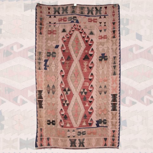 Tappeto vintage beige