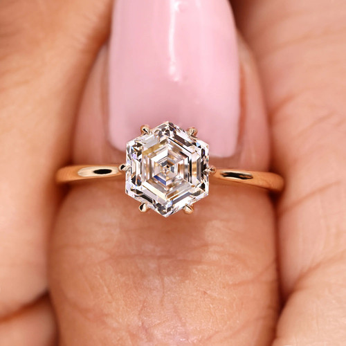 Anello solitario con - , diamanti
