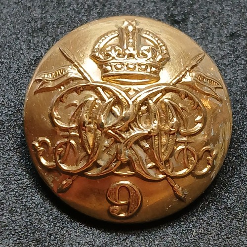 Early 9th lancers military - early,