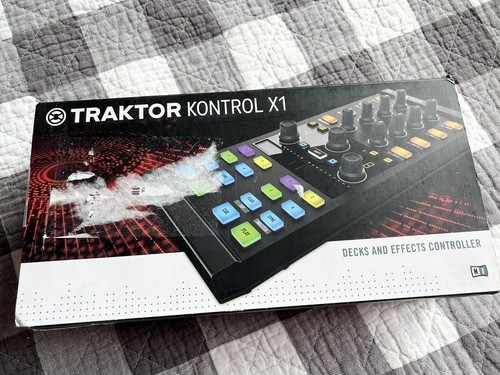 Native instruments - instruments, dj