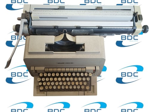 Macchina scrivere vintage - da,