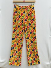 Pantaloni svasati United