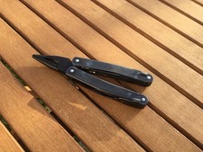 Victorinox Swiss Tool Spirit S_modello 3.0223 nero_usato