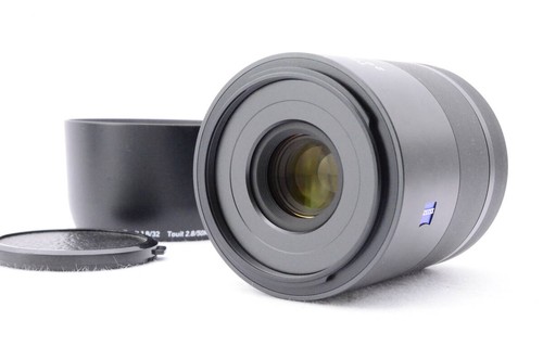 Carl zeiss touit f2 8 - touit, mm