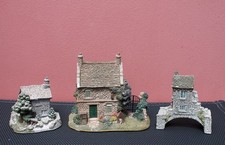 3x Lilliput Lane: Sore Paws