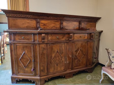Splendida Credenza in Noce di