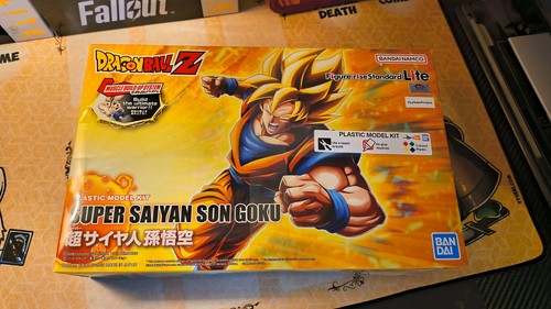 Bandai super saiyan son goku - bandai,