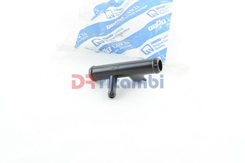 Raccordo tubo acqua radiatore - tubo,