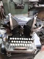 macchina da scrivere Oliver