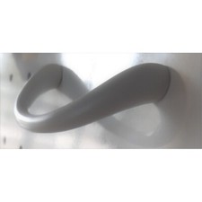 10x Maniglia moderna 8/917 maniglietta BIANCA cucina mobili interasse 64 mm