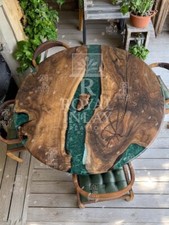 Tavolo fiume rotondo in resina