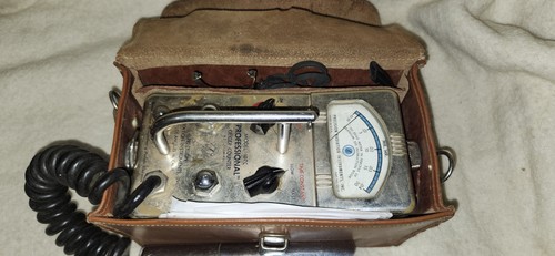 Geiger counter model - counter,