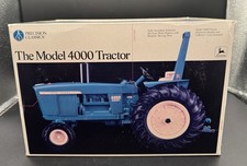 Trattore ERTL John Deere Model